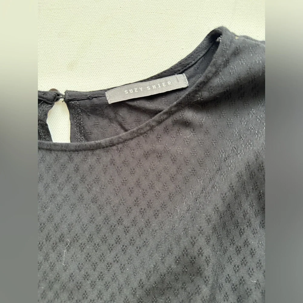 Suzy Shier - Long Sleeve Blouse - Black Pattern - Lightweight - Size: Large - Picture 3 of 9